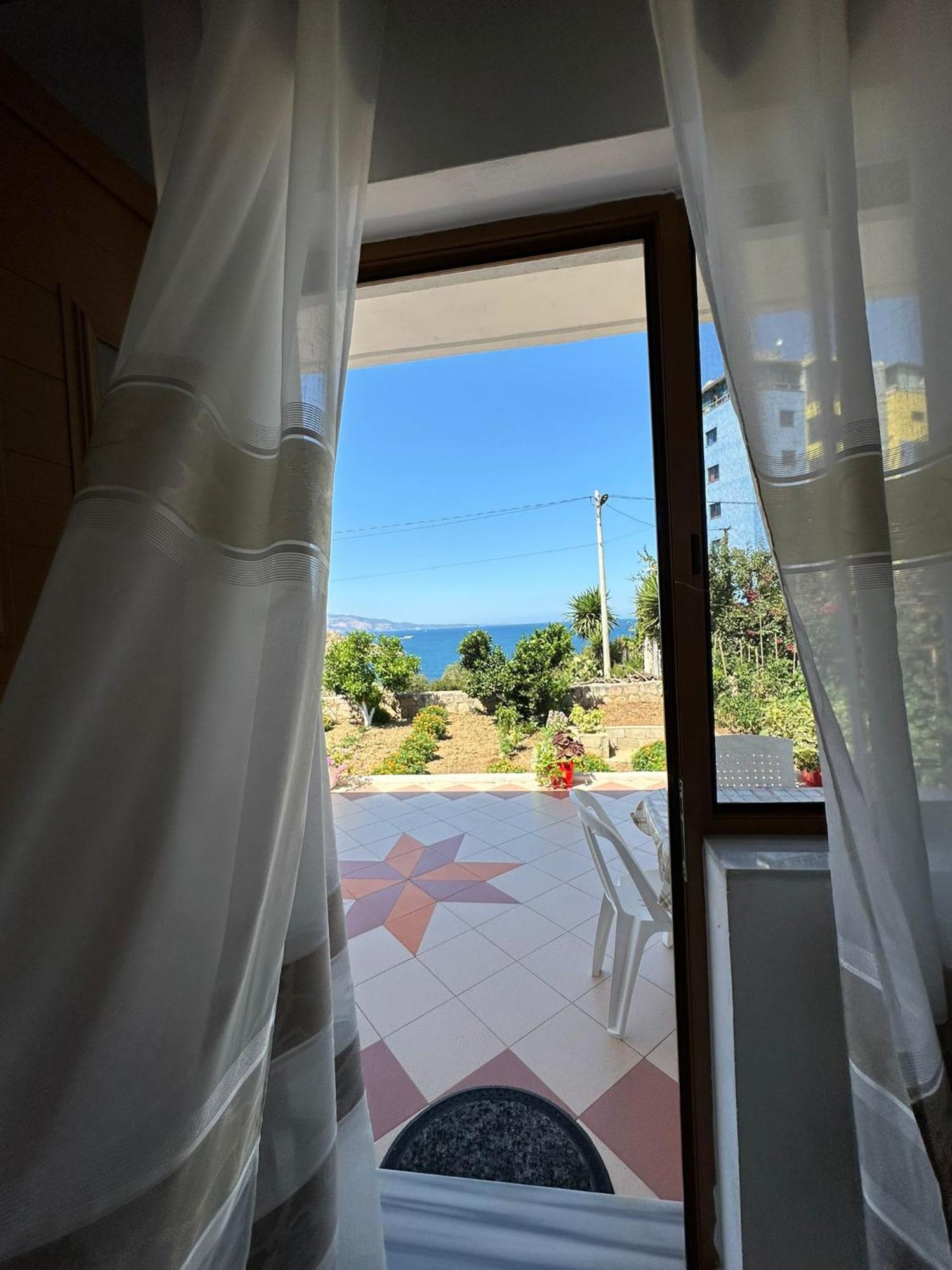 Teo Apartment Sarande Exterior photo